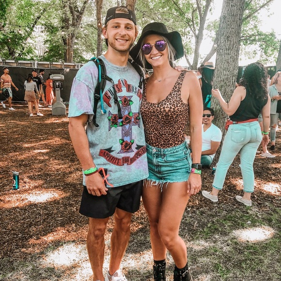 Meet your Posher, Kim - Picture 10 of 16